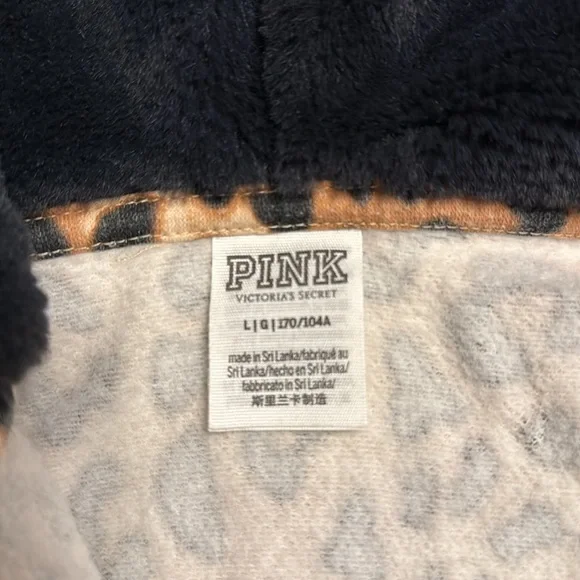 Leopard fill zip with Sherpa hood - Picture 3 of 4